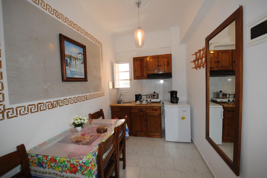 Orfeas Apartments Kamári Extérieur photo